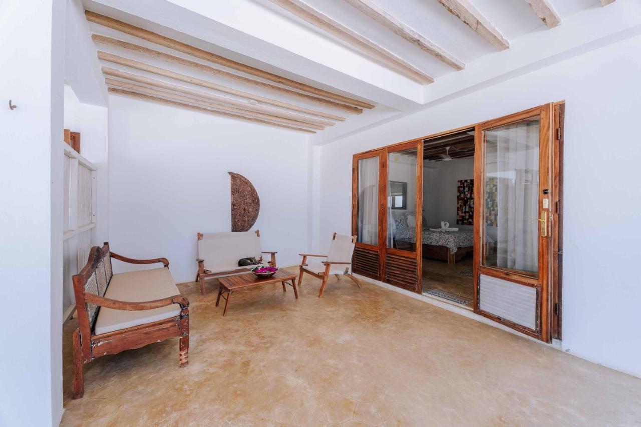La Villa De Victor Kigomani マテムウェ エクステリア 写真